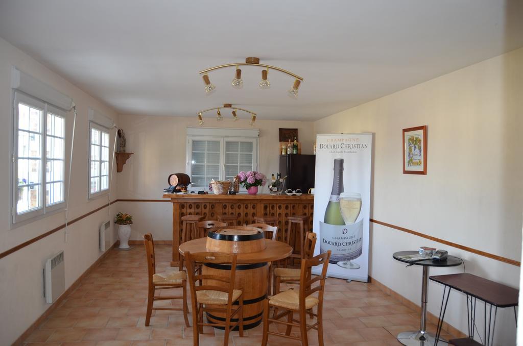 Bed & Breakfast D'hotes & Champagne Douard 3*